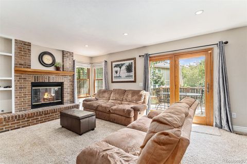 Single Family Residence in Highlands Ranch CO 8613 Maplewood Drive 12.jpg