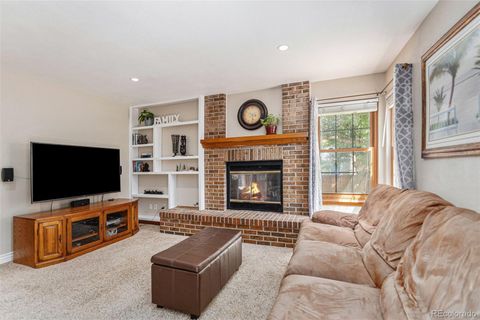 Single Family Residence in Highlands Ranch CO 8613 Maplewood Drive 13.jpg