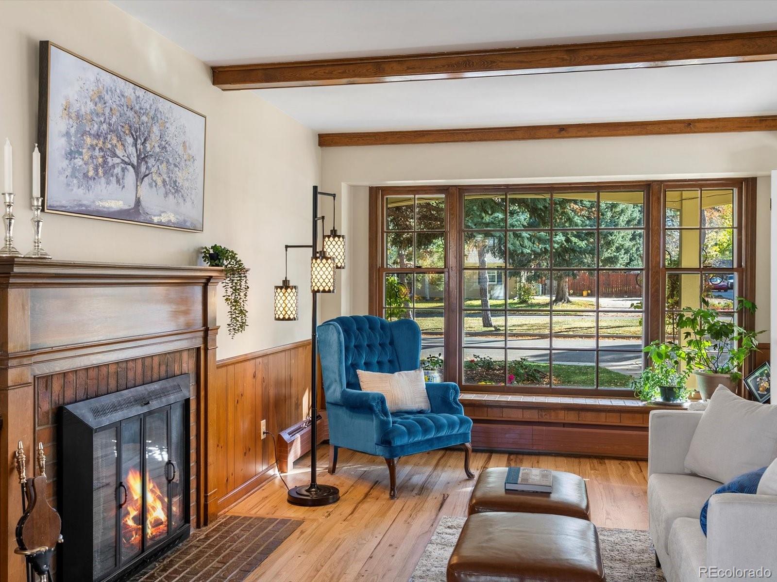 4851 W Oxford Avenue