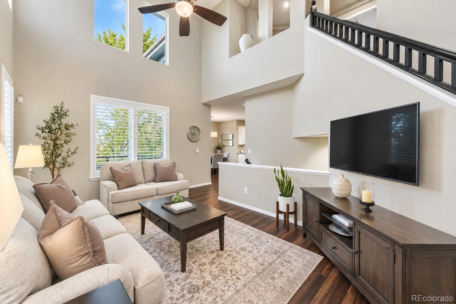 5462 Fullerton Circle