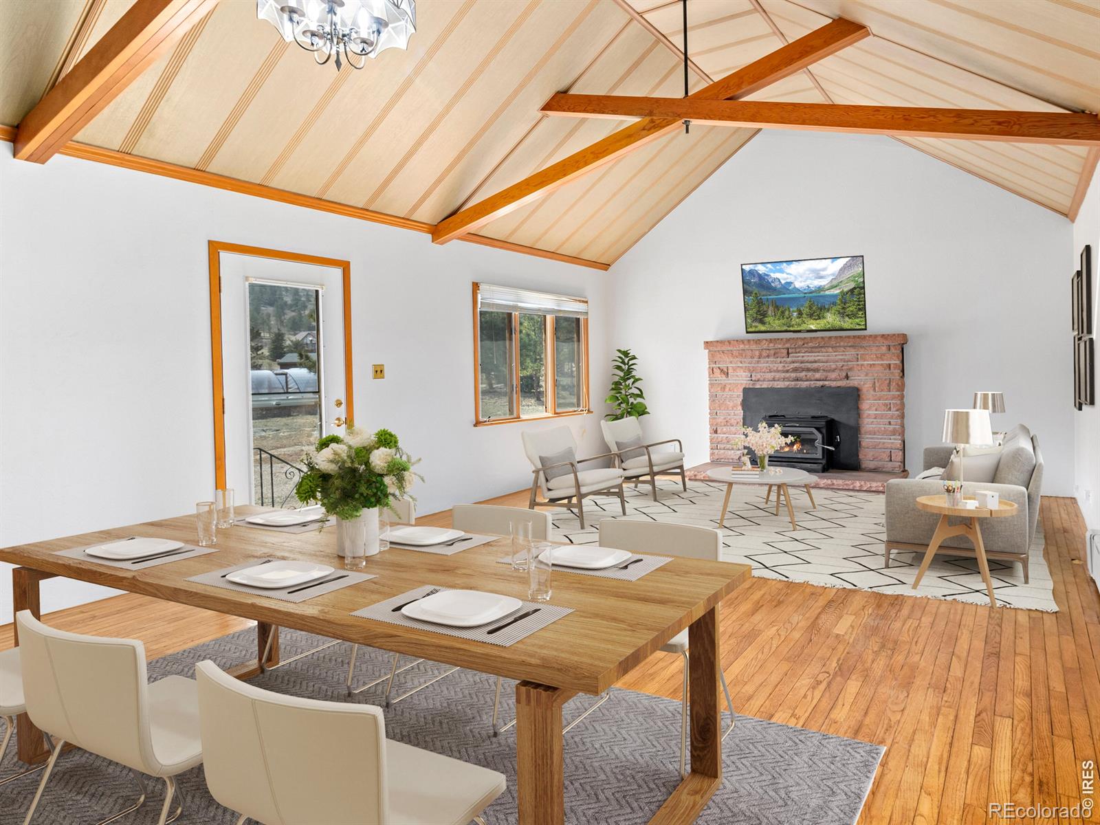 1211 Glacier View Lane