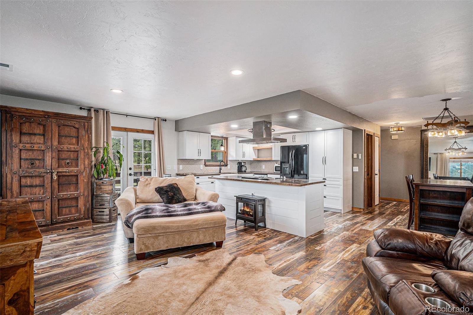 33844 Oriole Court