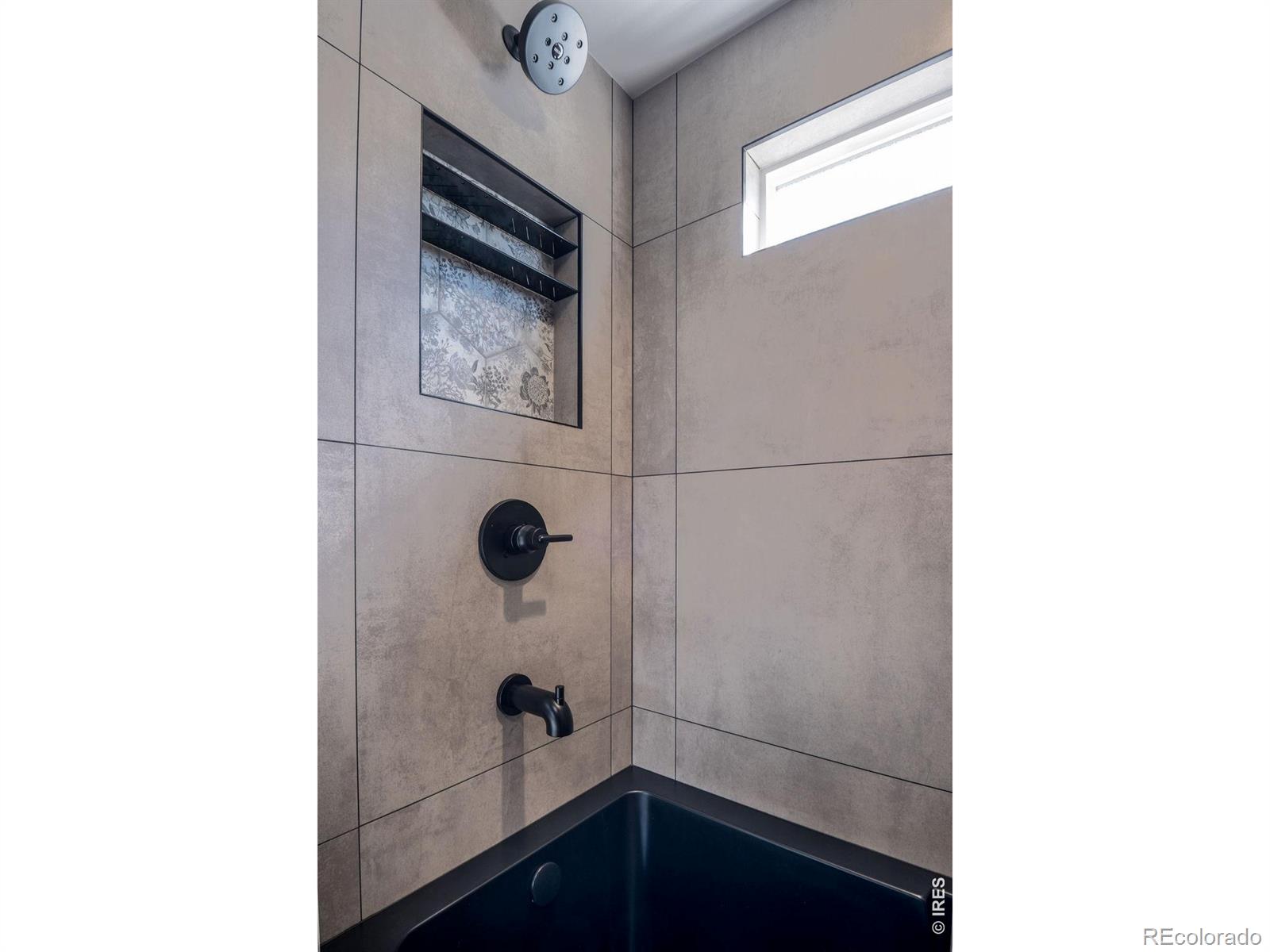 206 3rd Street