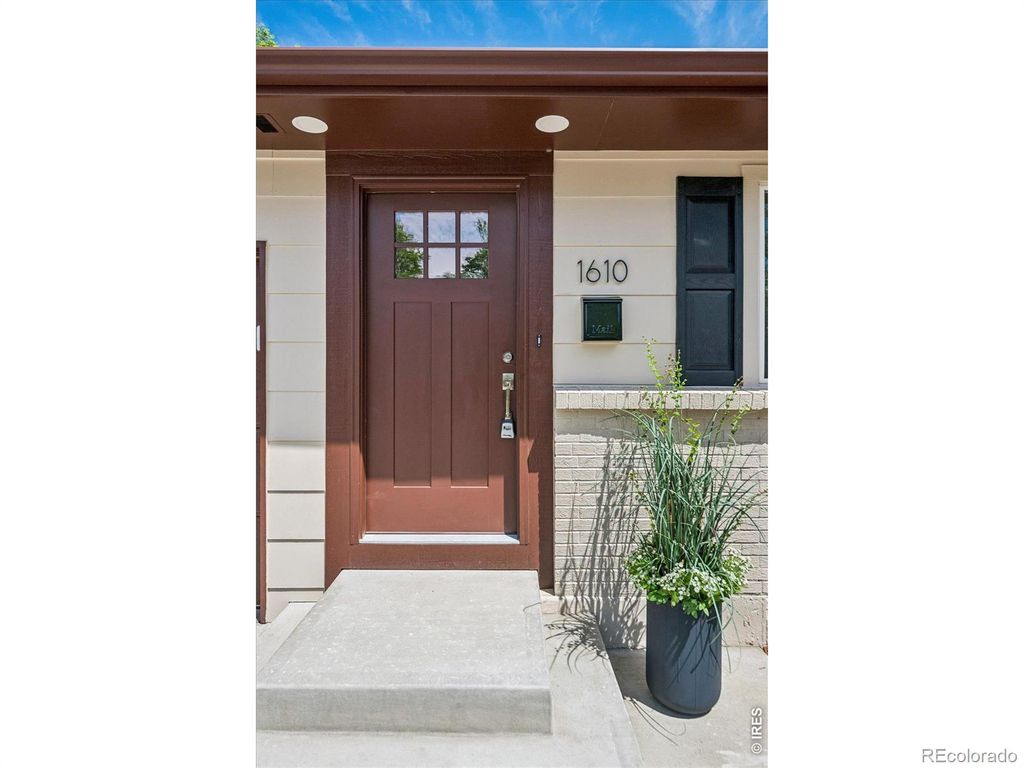 Photo of 1610 Longs Peak Drive, Louisville, CO 80027 (MLS # IR1058735)