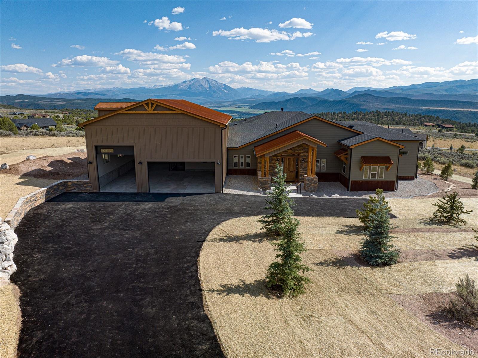 52 Grosbeak Place