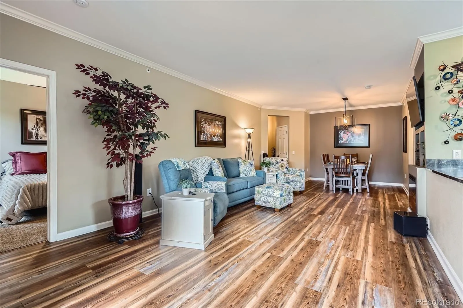 Littleton, Colorado 80127, United States, 2 Bedrooms Bedrooms, ,2 BathroomsBathrooms,Residential,Active,149824