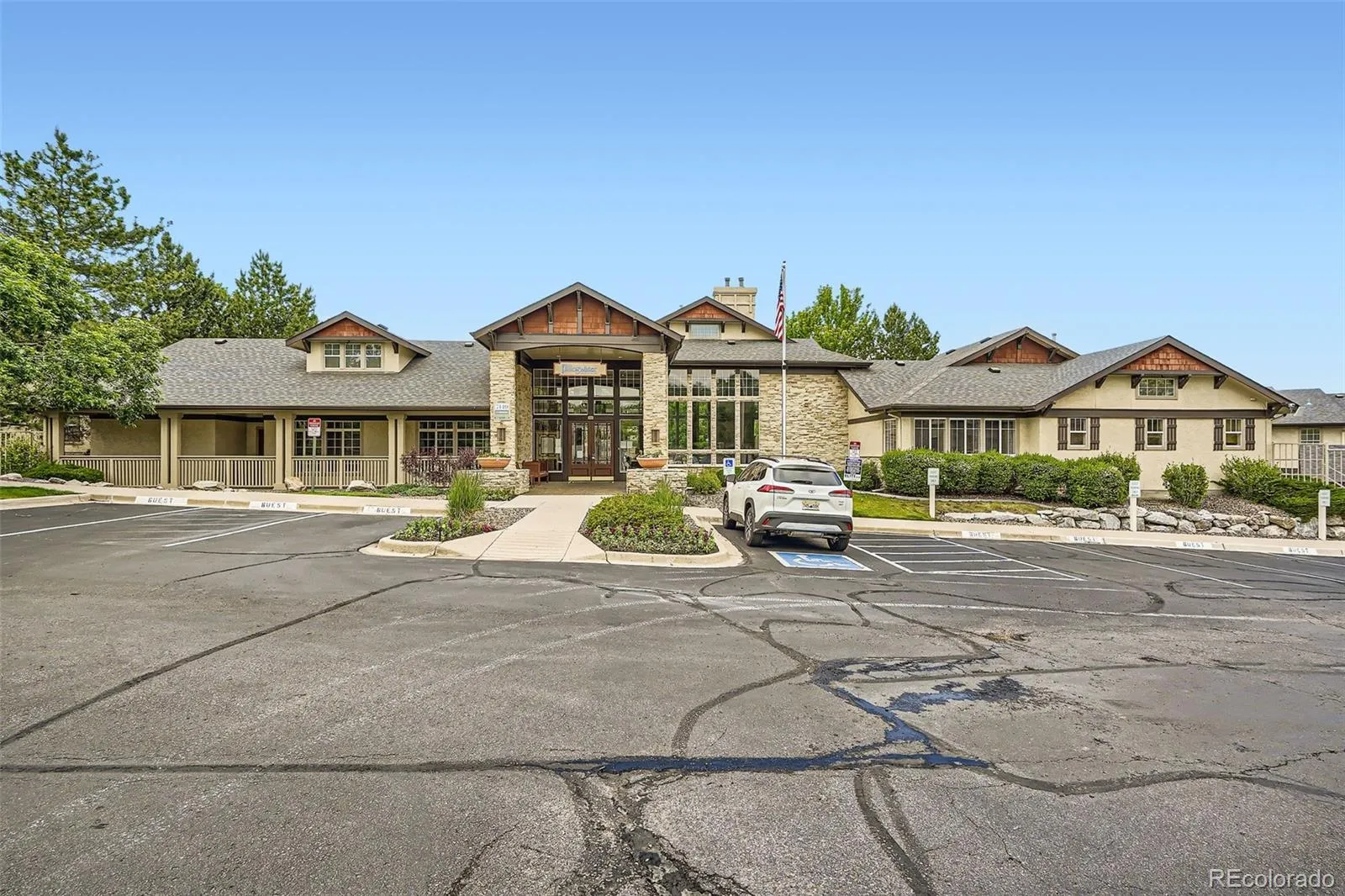 Littleton, Colorado 80127, United States, 2 Bedrooms Bedrooms, ,2 BathroomsBathrooms,Residential,Active,149824