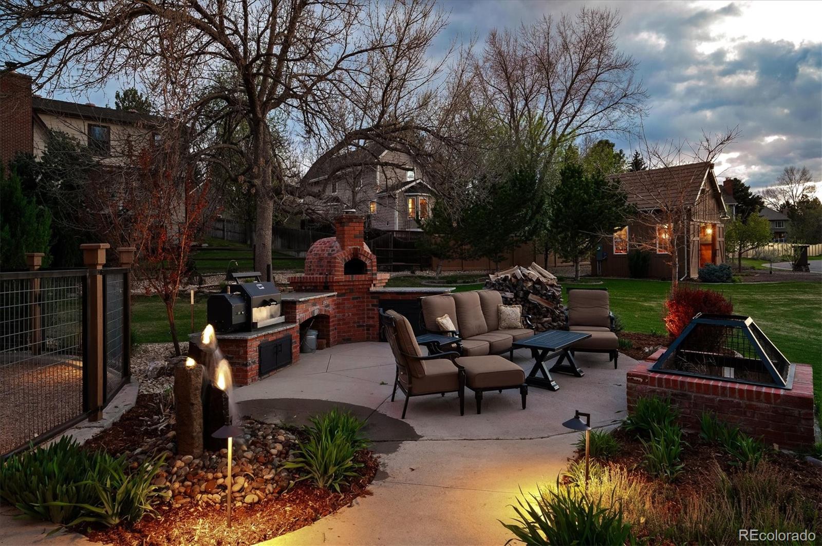 8830 W Bear Creek Drive