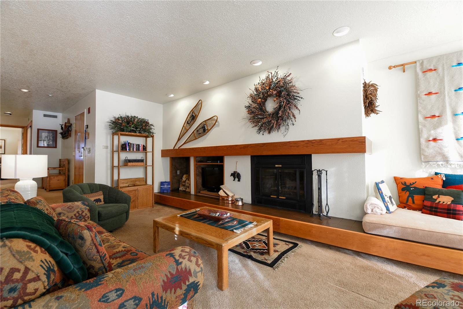 240 Tennis Club Road 1672