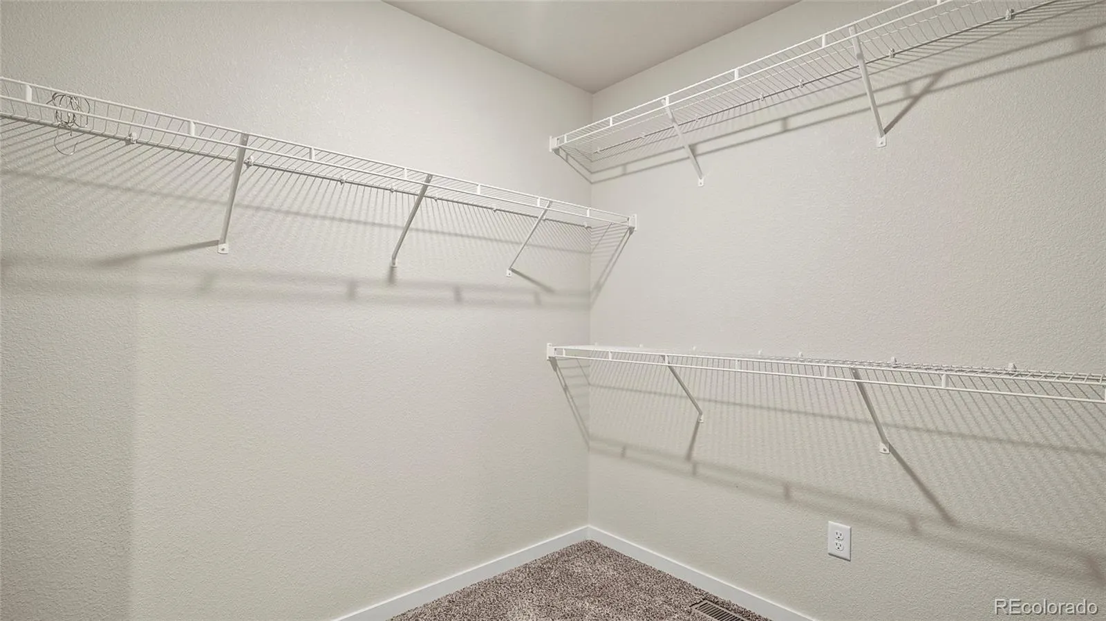 Wiggins, Colorado 80654, United States, 2 Bedrooms Bedrooms, ,2 BathroomsBathrooms,Residential,Active,214961