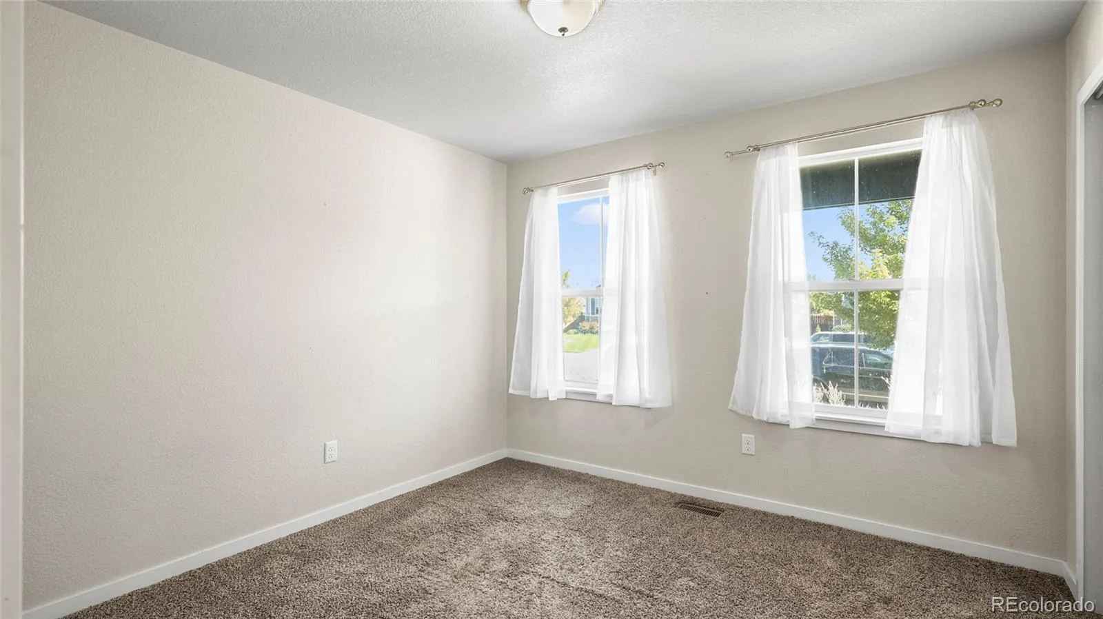 Wiggins, Colorado 80654, United States, 2 Bedrooms Bedrooms, ,2 BathroomsBathrooms,Residential,Active,214961