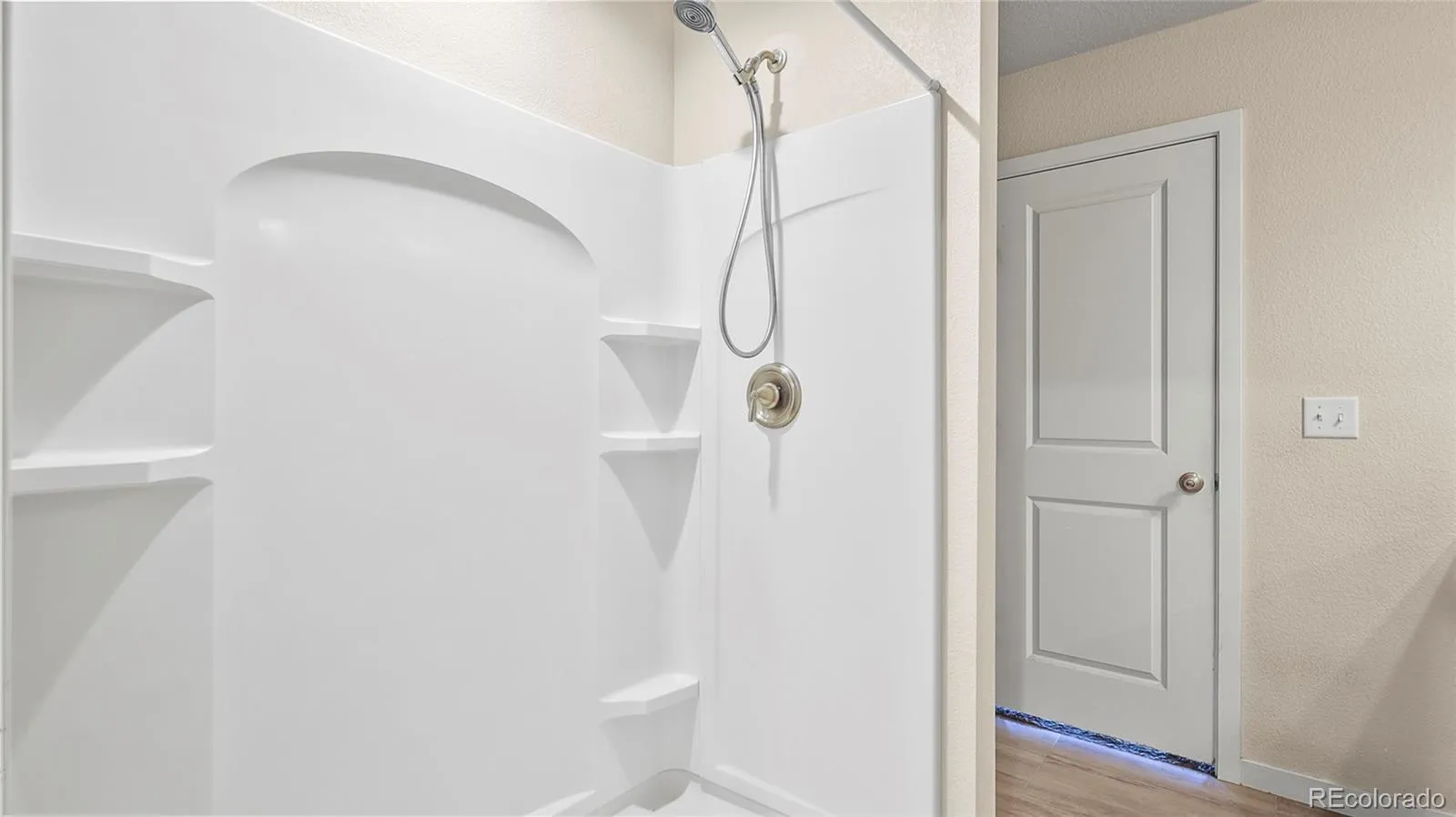 Wiggins, Colorado 80654, United States, 2 Bedrooms Bedrooms, ,2 BathroomsBathrooms,Residential,Active,214961