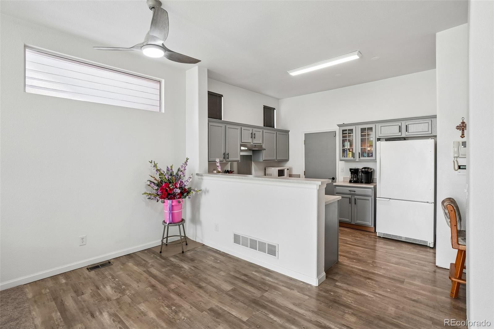 5943 S Waco Court