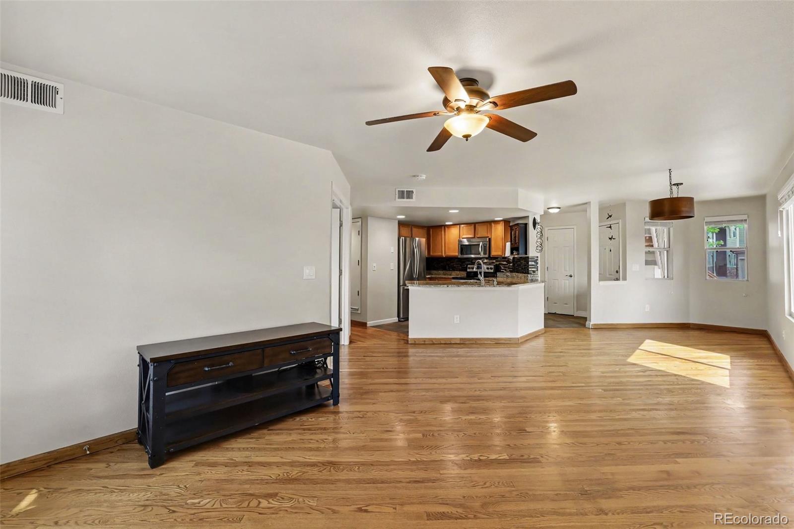 4286 S Eldridge Street 101