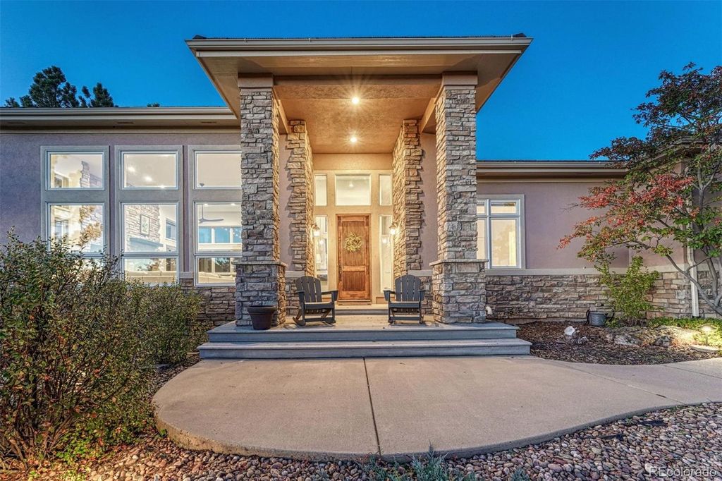 Photo of 6399 Perry Park Boulevard, Larkspur, CO 80118 (MLS # 5109519)