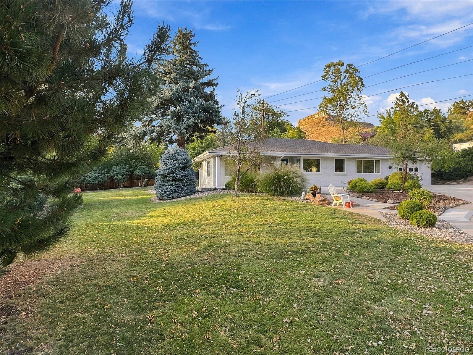 412 Grand Court