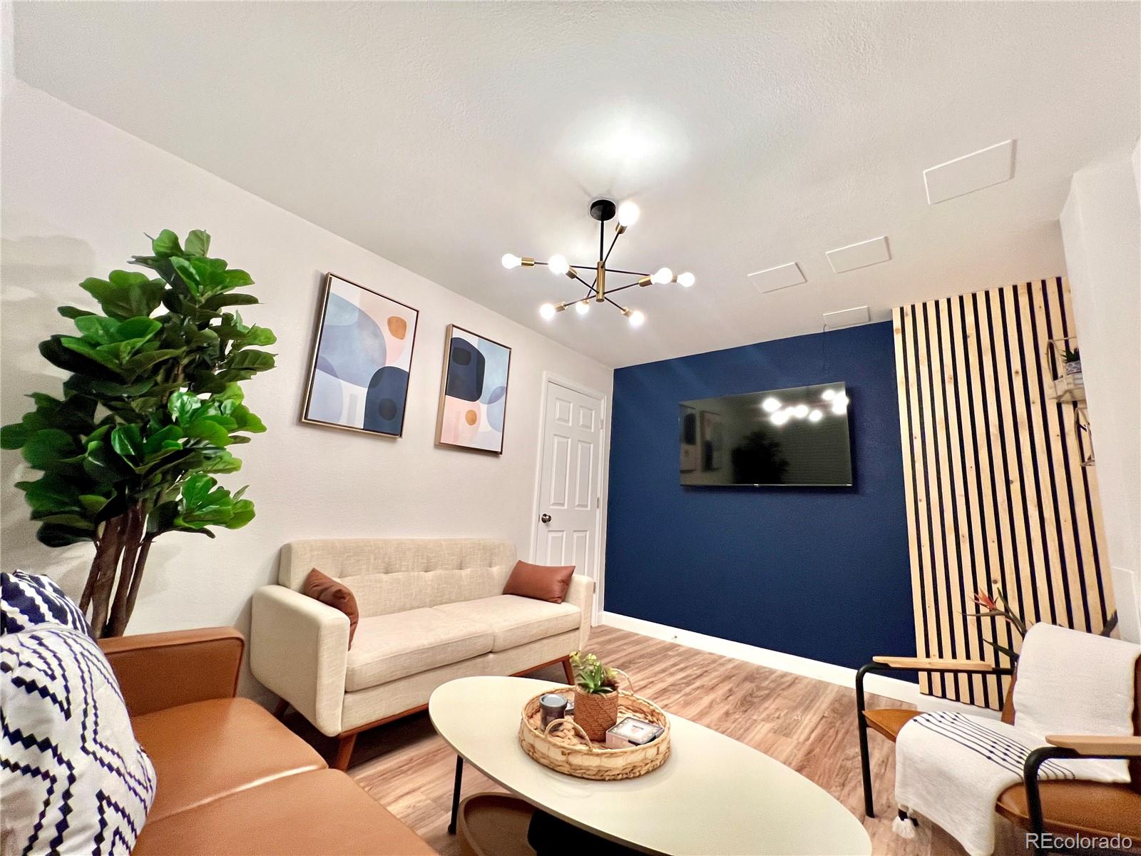 11809 E Harvard Avenue