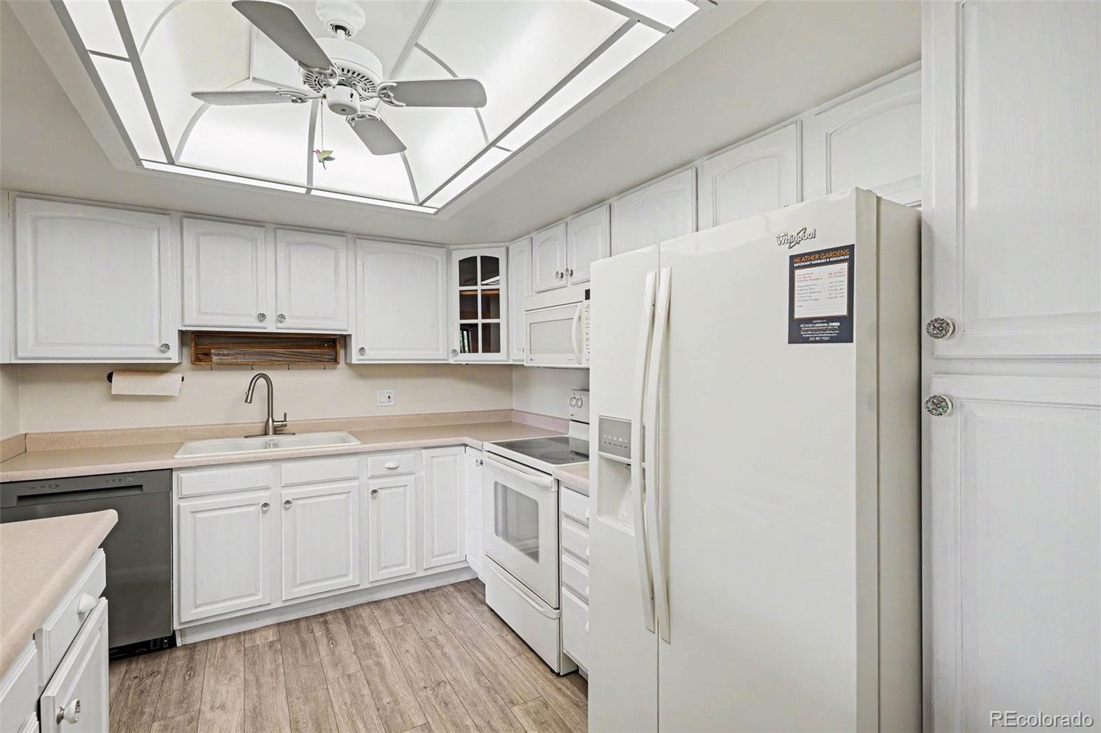 13901 E Marina Drive 211