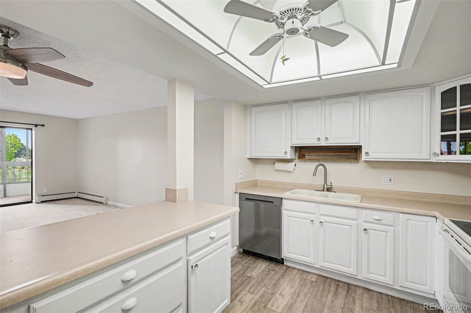 13901 E Marina Drive 211