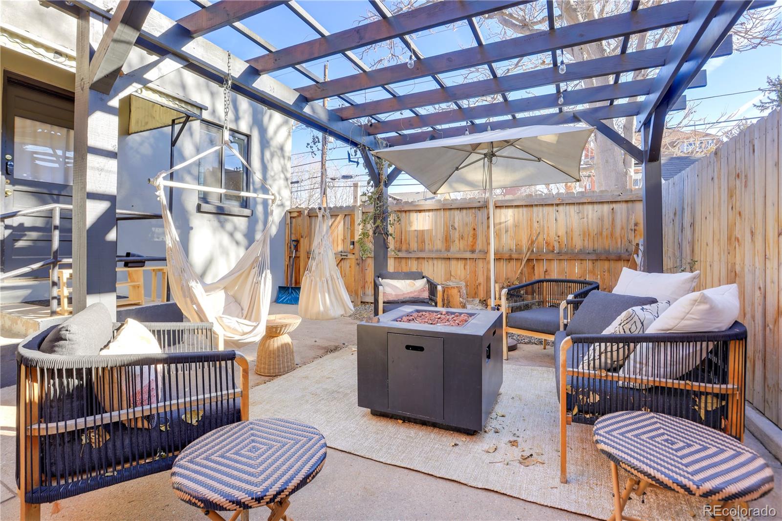 1568 Vine Street