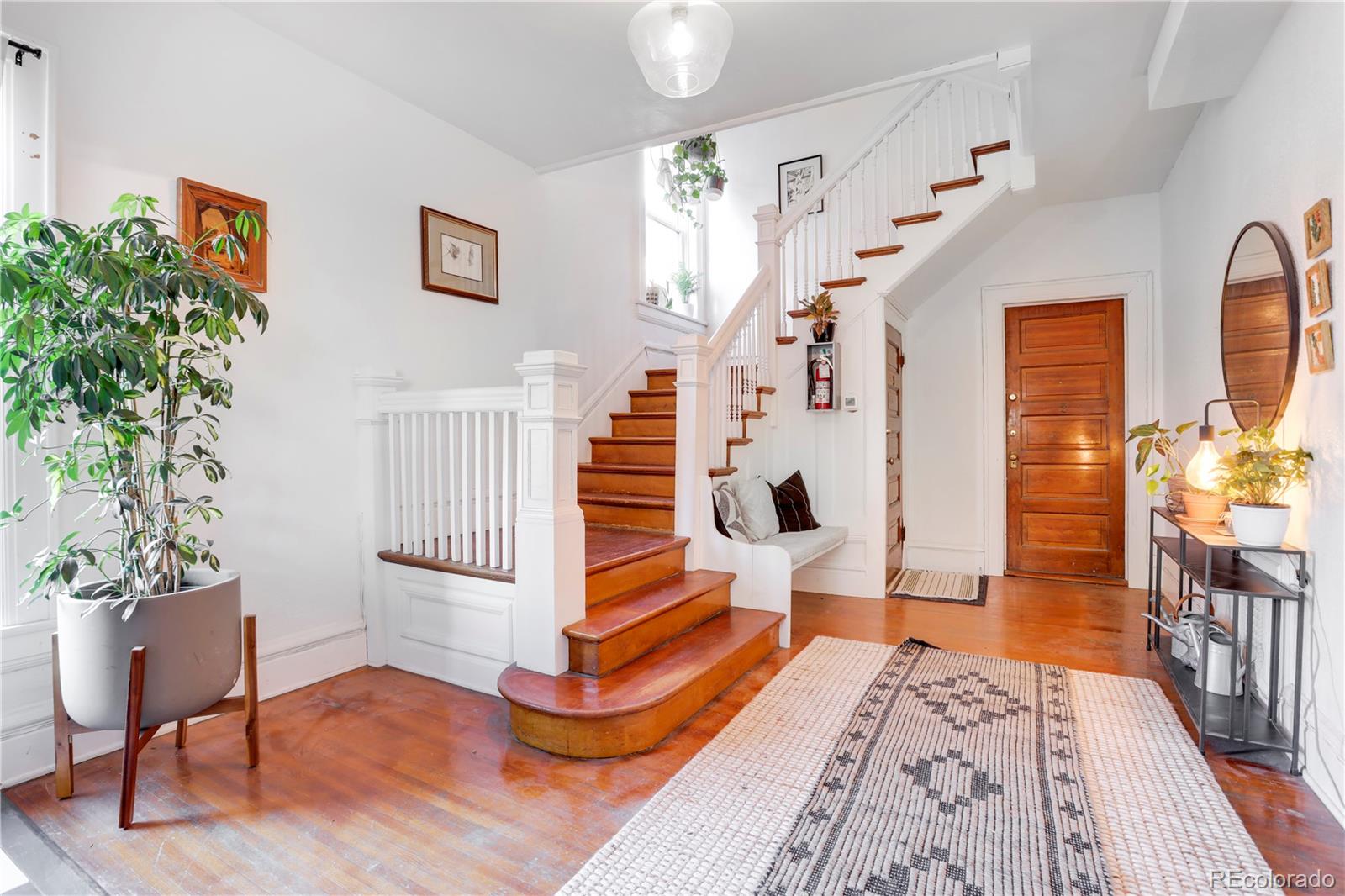 1568 Vine Street