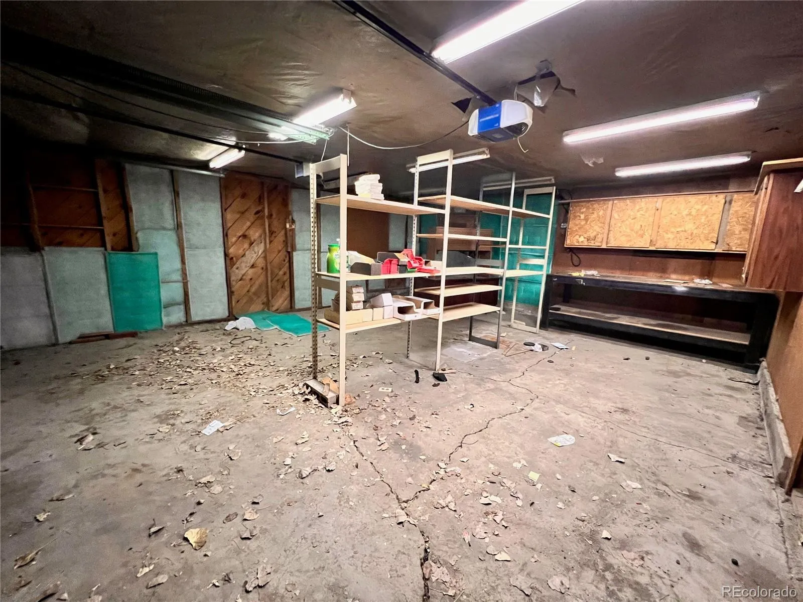 Arvada, Colorado 80003, United States, 3 Bedrooms Bedrooms, ,1 BathroomBathrooms,Residential,Pending,47656