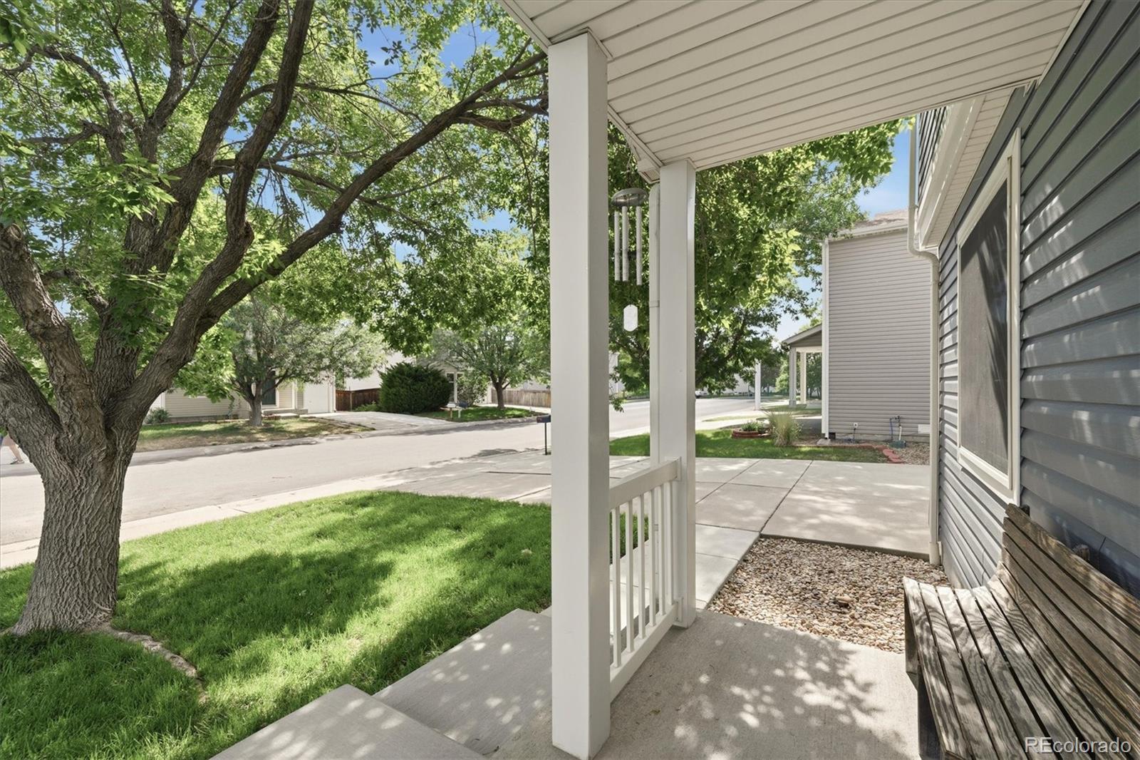 1362 Kingfisher Avenue