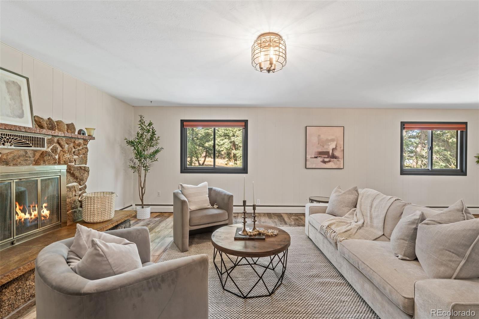 5886 High Drive