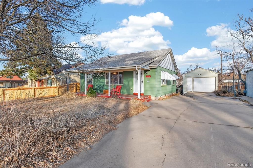 Photo of 5634 S Huron Street, Littleton, CO 80120 (MLS # 6958281)