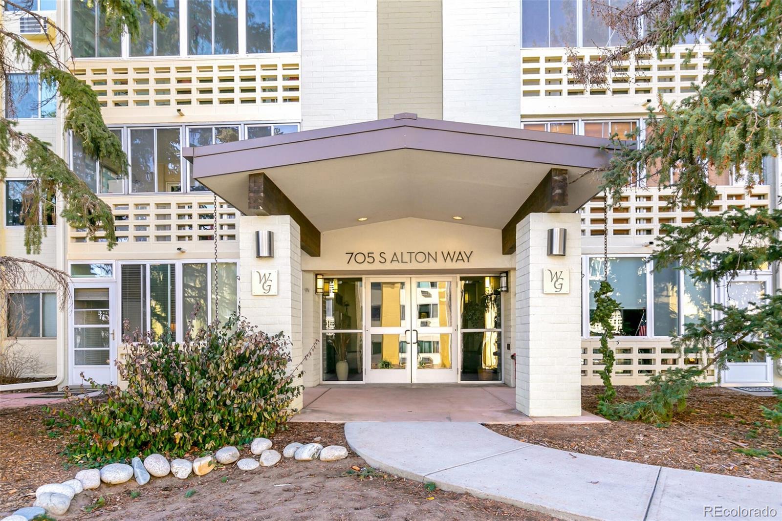 705 S Alton Way 11A