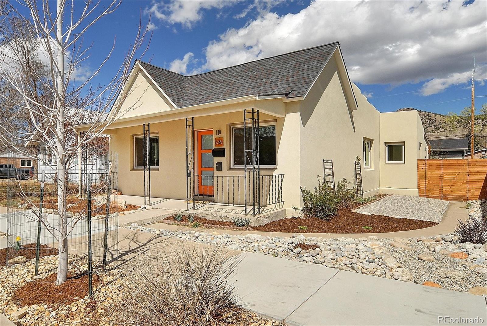 536 W 2nd Street 1&2