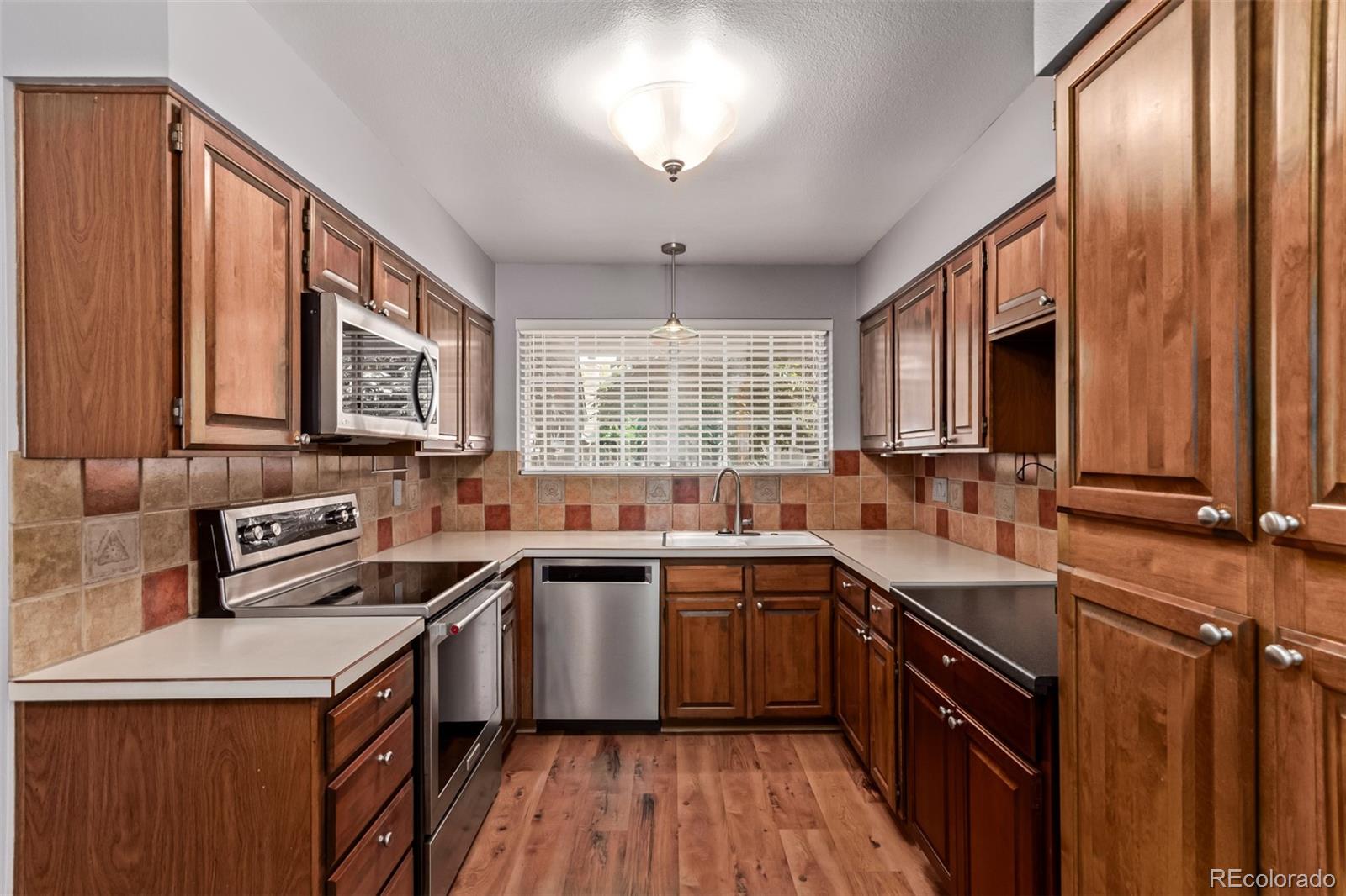 10606 W Park Mountain