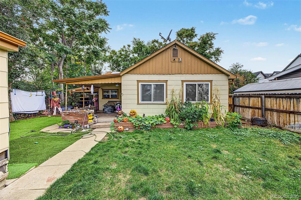 Photo of 1565 Sheridan Boulevard, Lakewood, CO 80214 (MLS # 2972483)