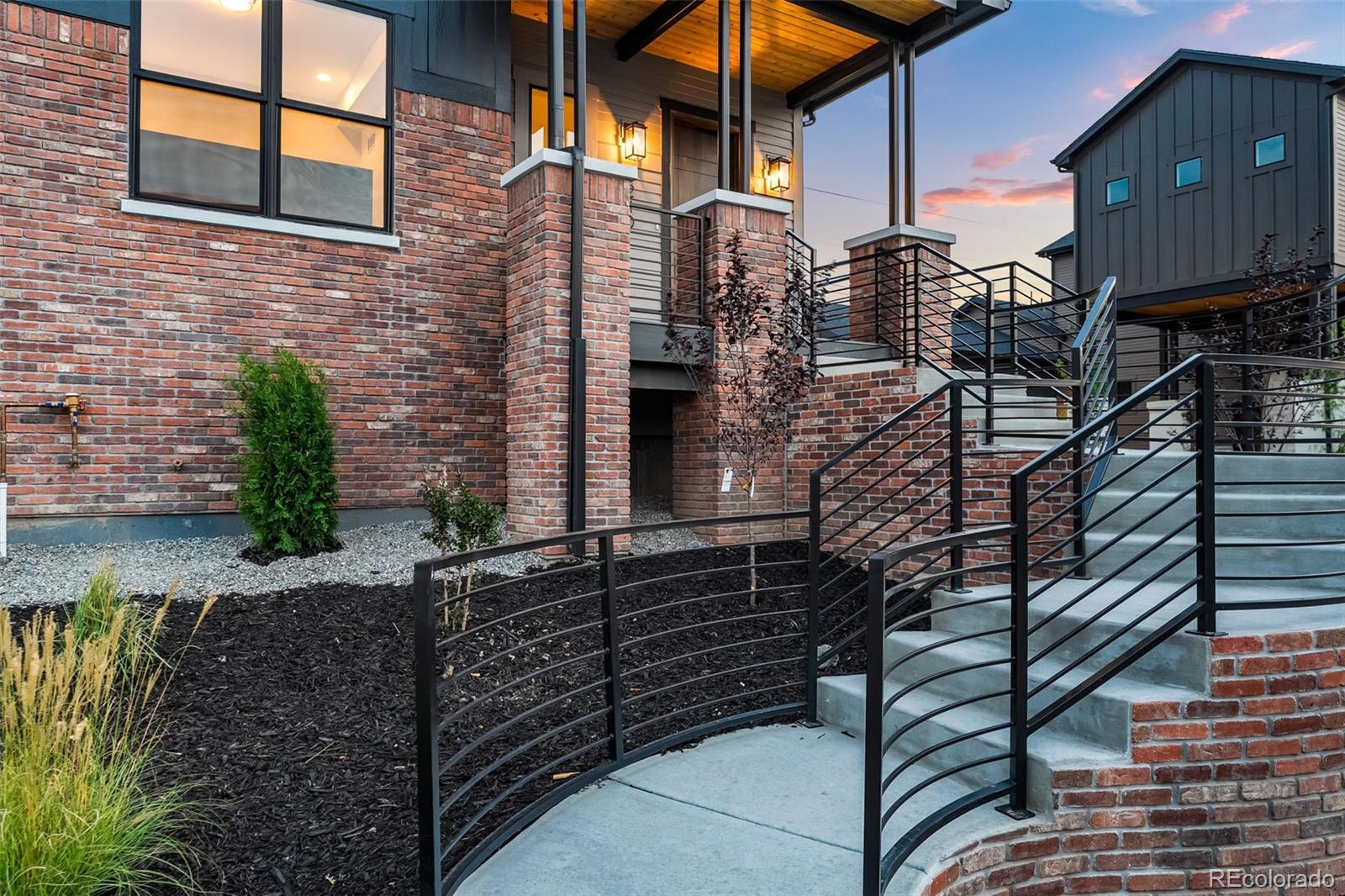 8210 W Tennessee Court