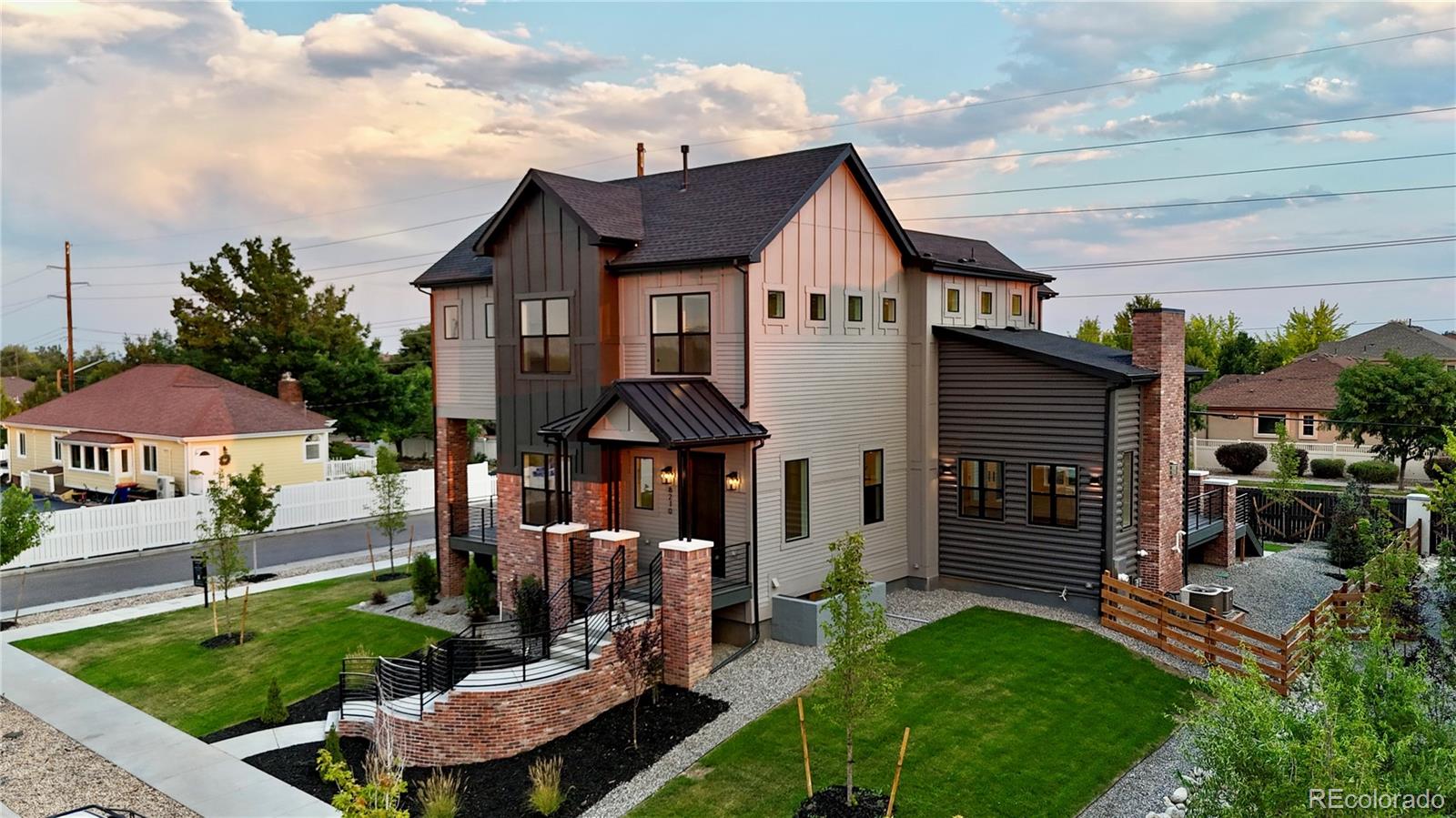 8210 W Tennessee Court