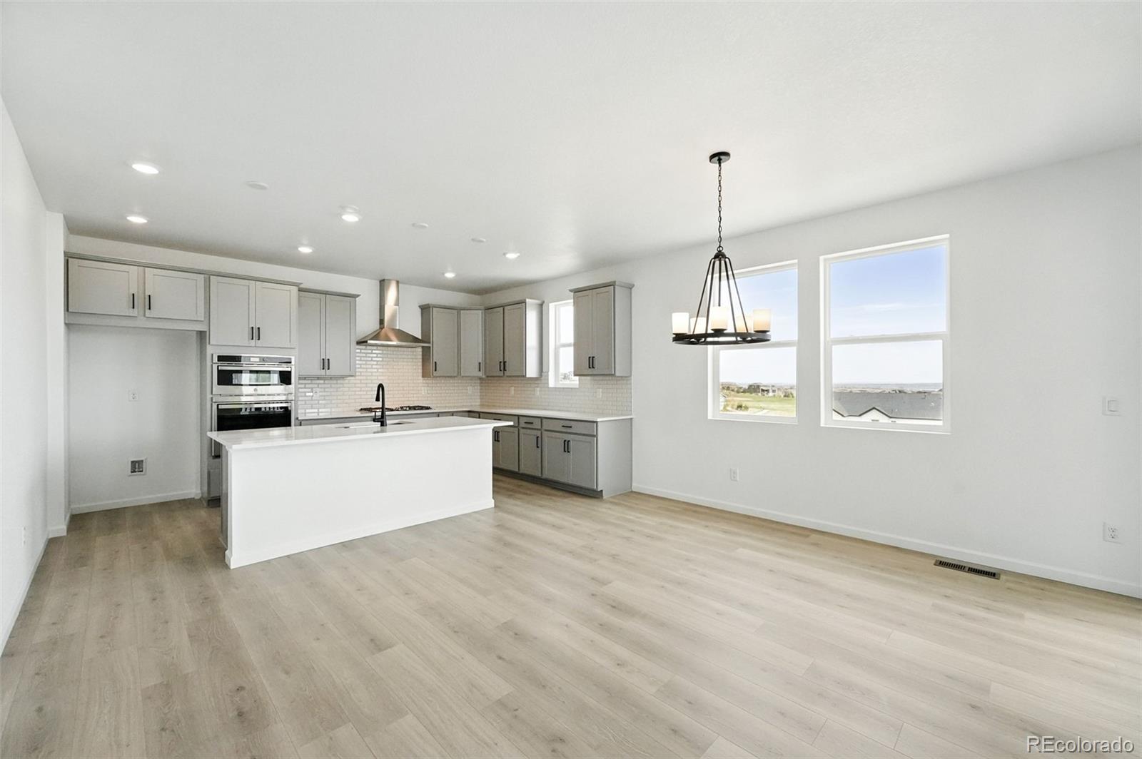 9344 Quartz Street