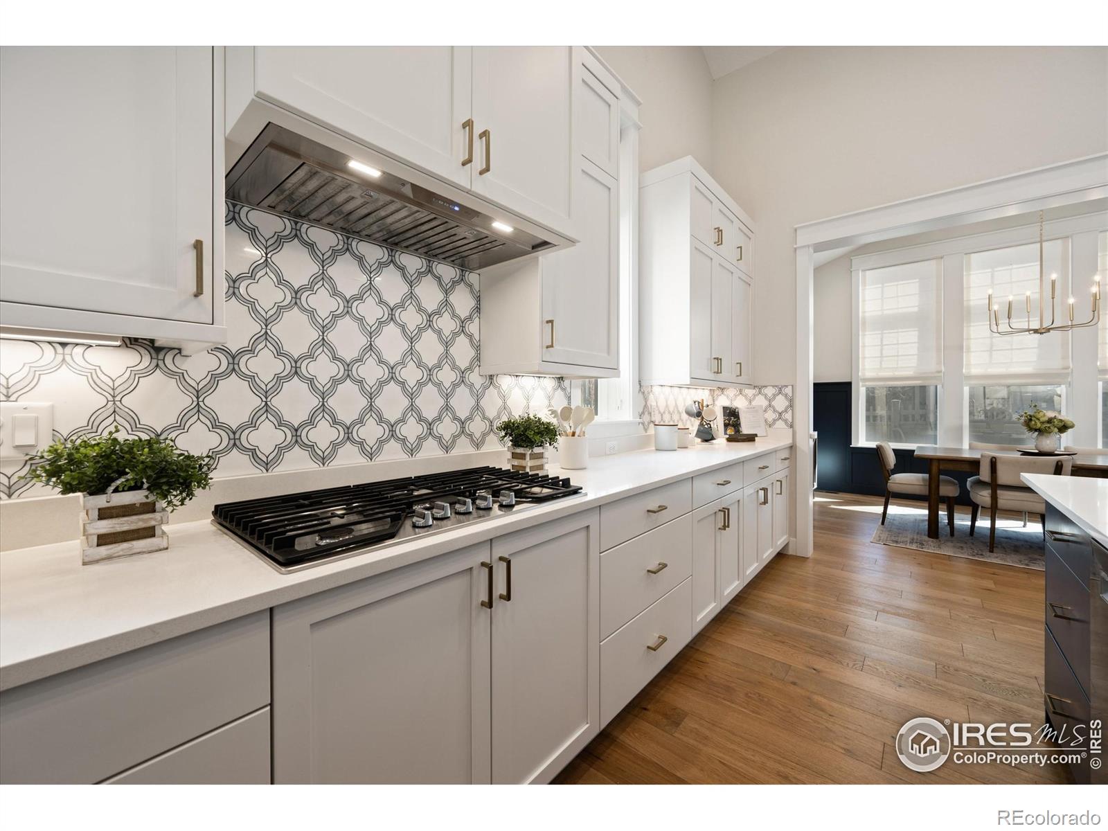 1786 Chestnut Avenue