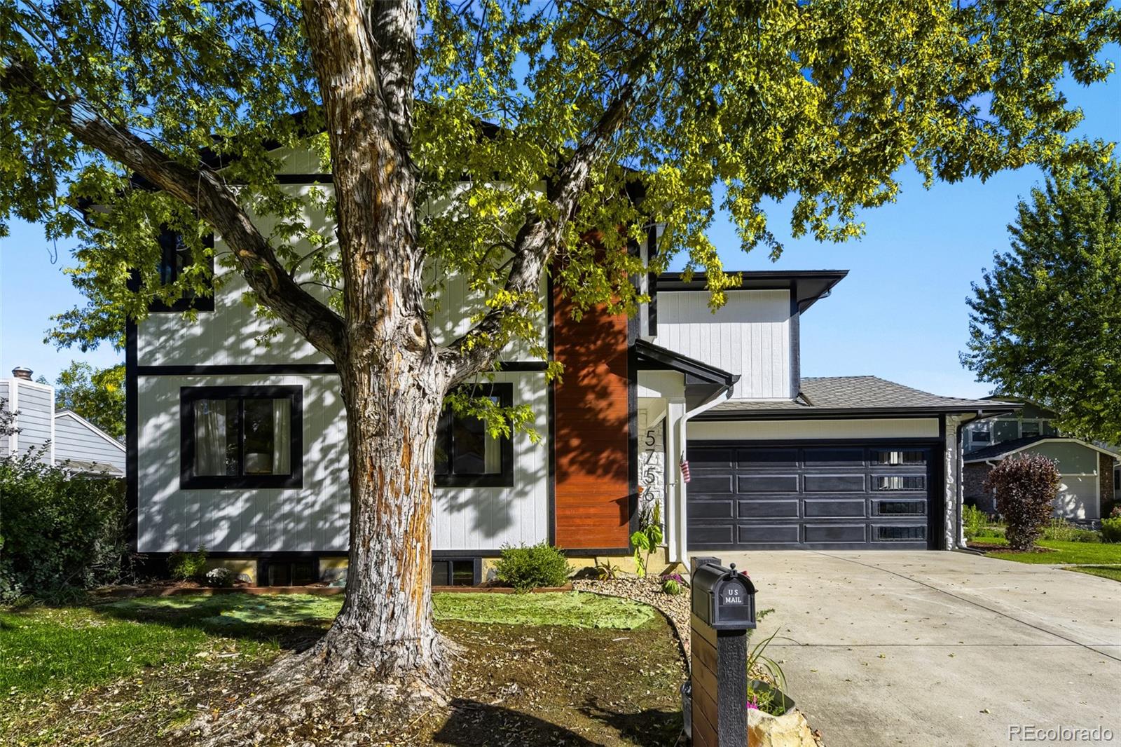 5756 S Lansing Court