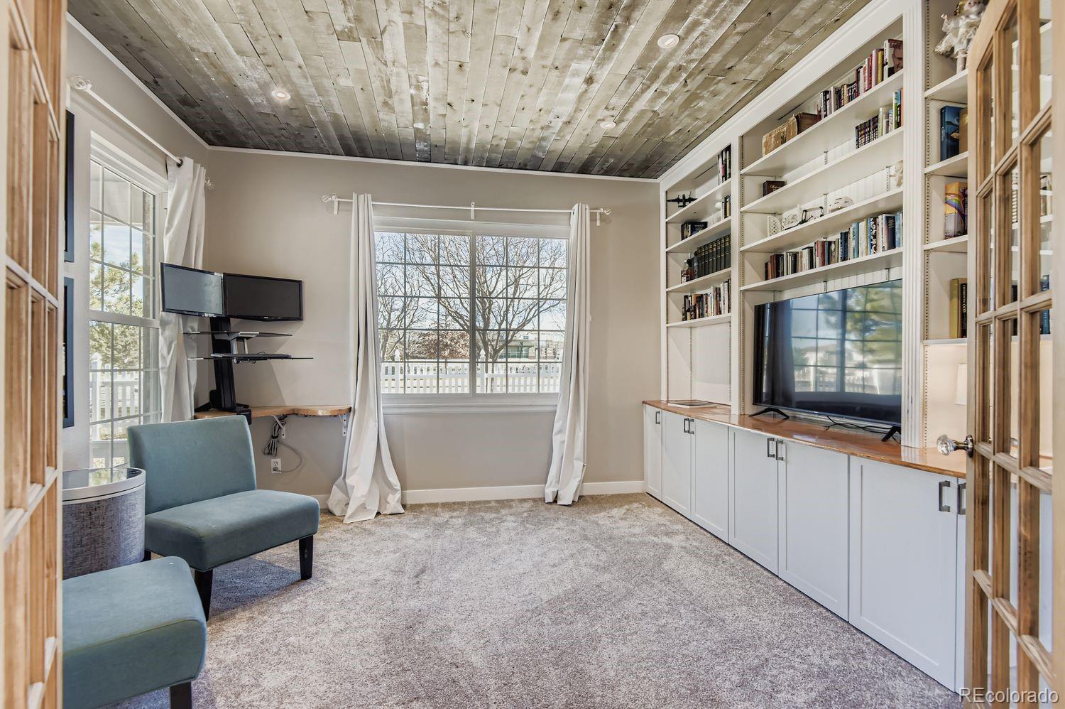 23594 E Arkansas Place