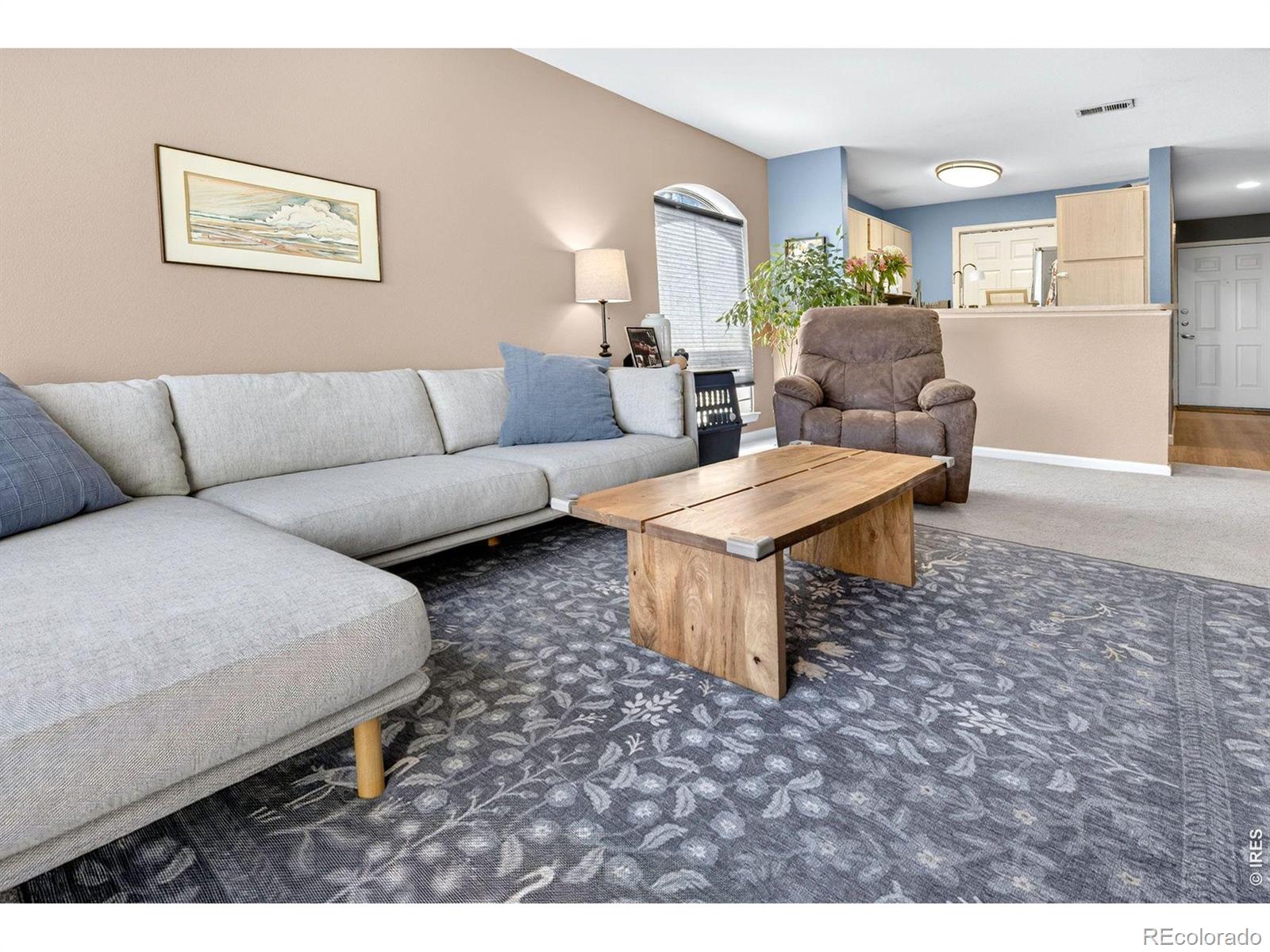 2510 Taft Drive 300
