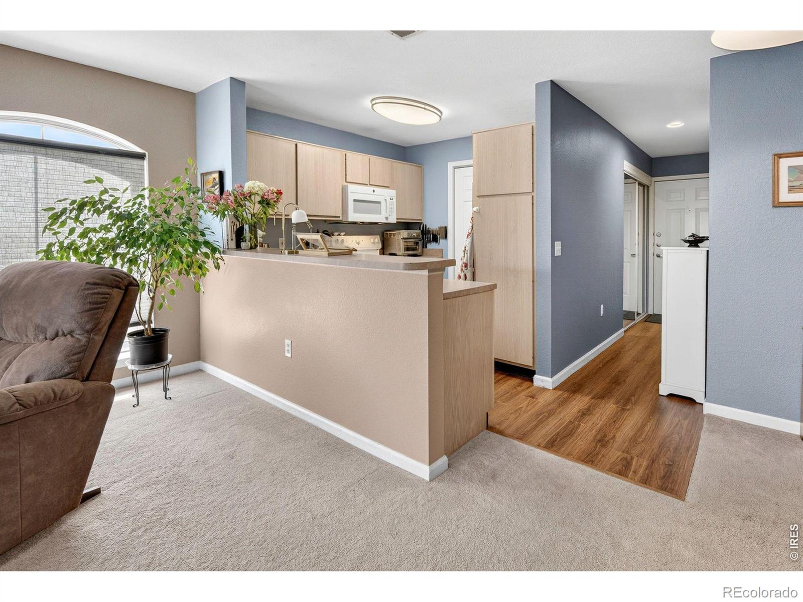 2510 Taft Drive 300