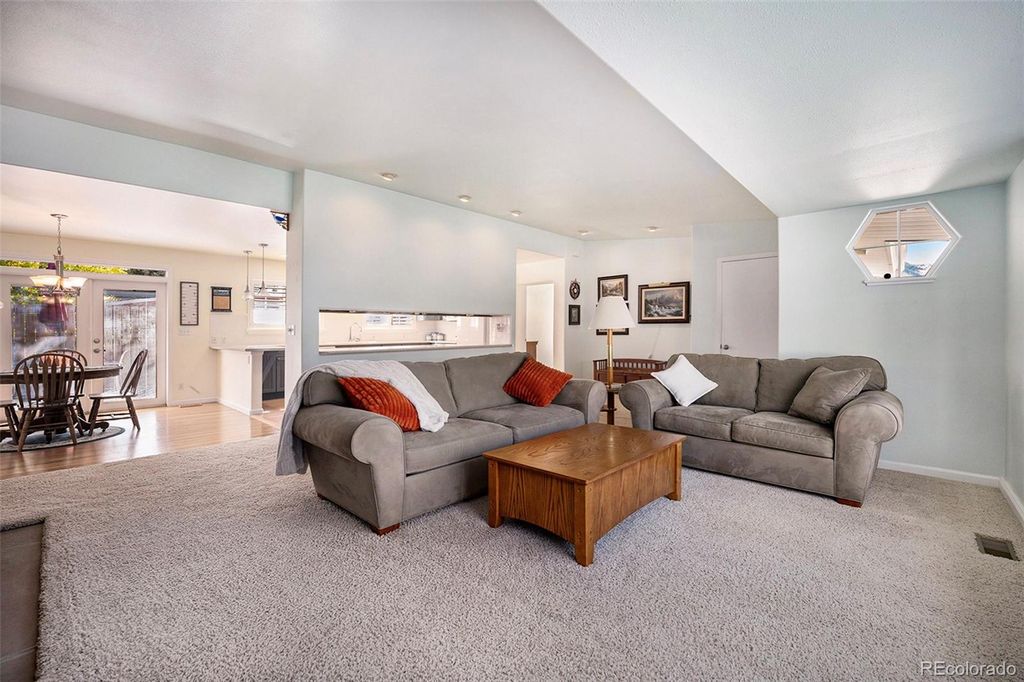 Photo of 315 Lookout View Drive, Golden, CO 80401 (MLS # 3548037)