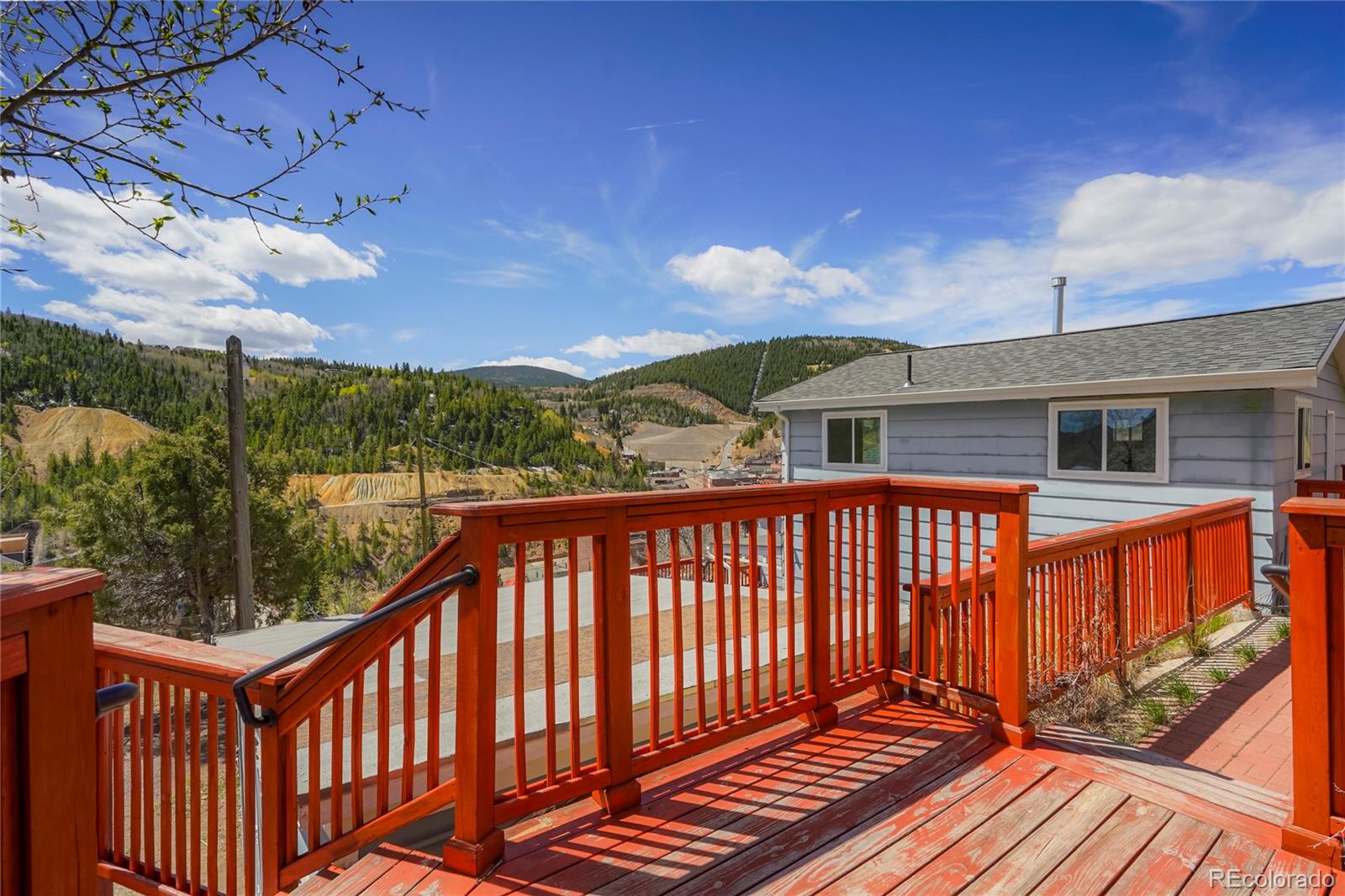 324 E 4th High Street