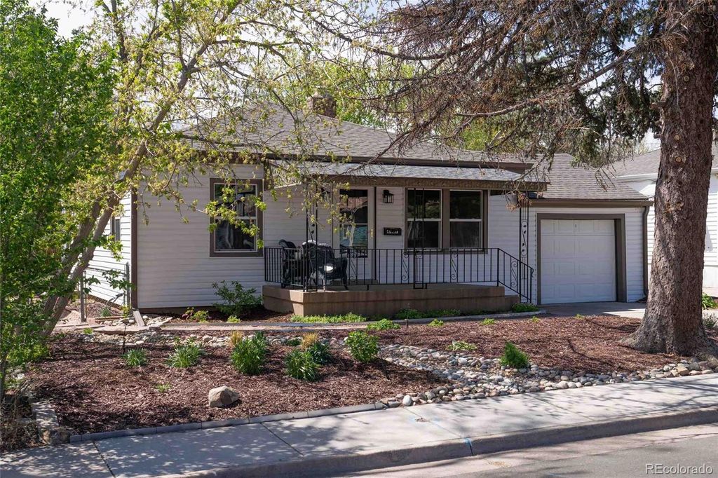 Photo of 4437 S Bannock Street, Englewood, CO 80110 (MLS # 8808952)