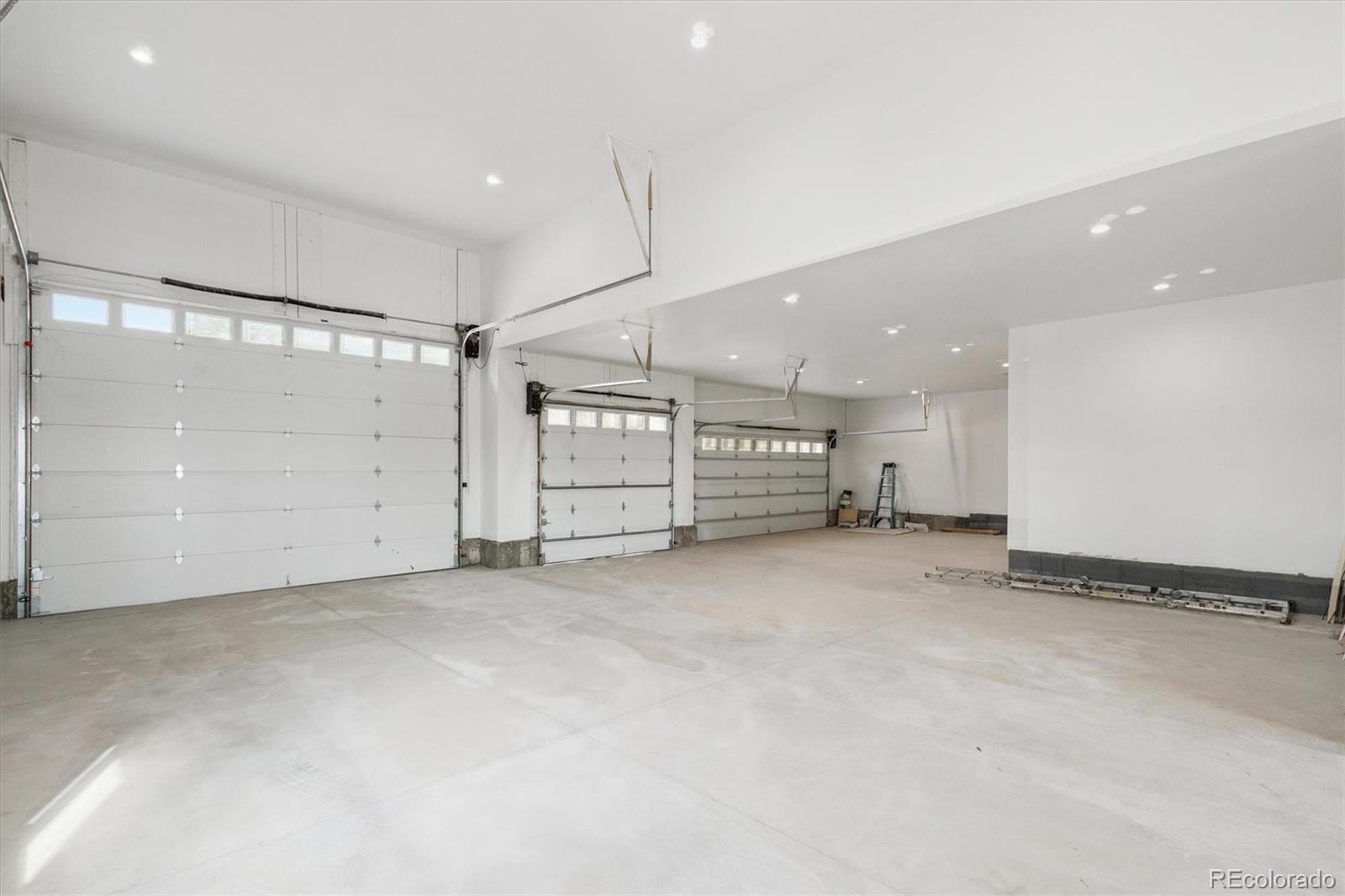 4022 Sunrise Lane