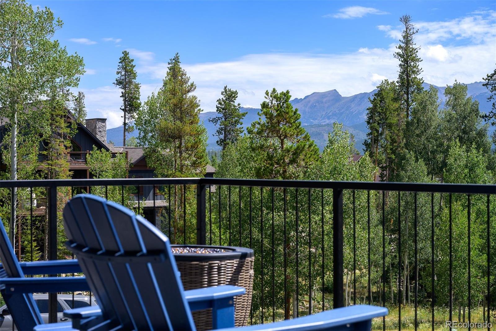 366 Lake Trail