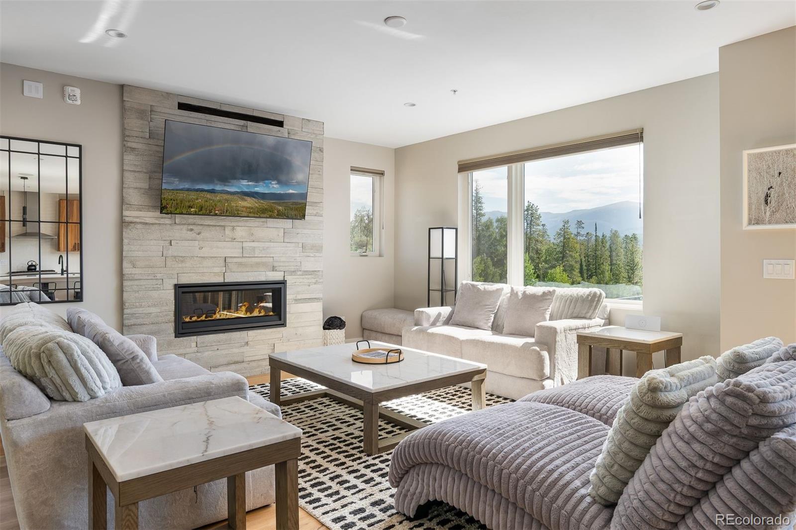366 Lake Trail