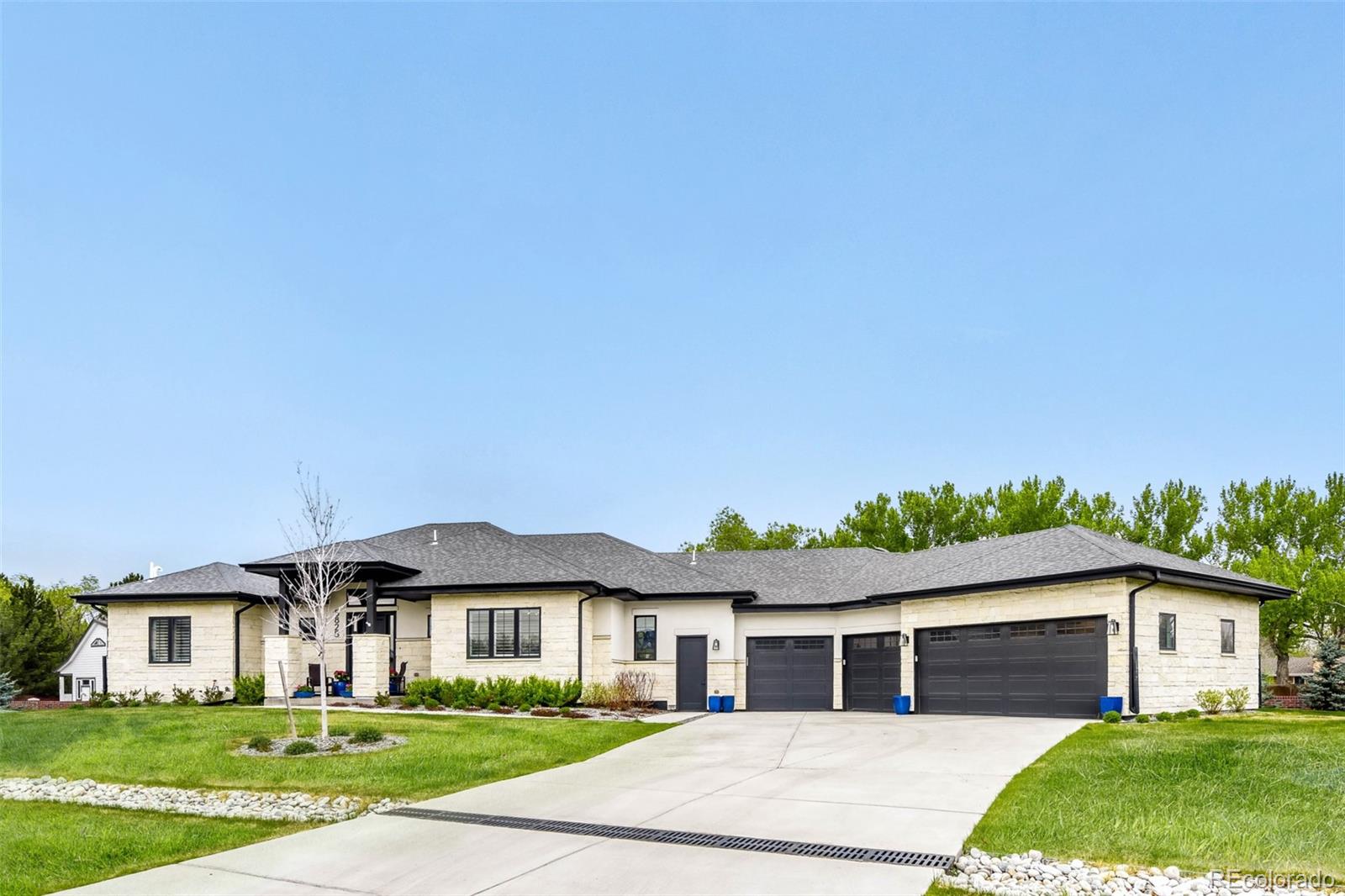 5825 S Watson Circle