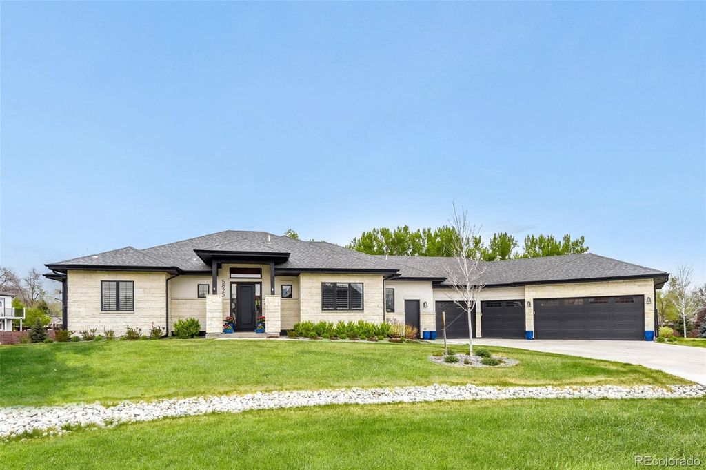 Photo of 5825 S Watson Circle, Littleton, CO 80123 (MLS # 4077030)