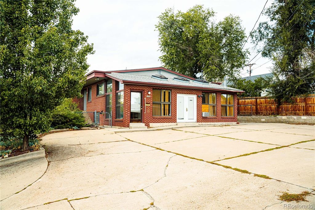 Photo of 3595 W 80th Avenue, Westminster, CO 80030 (MLS # 3604383)